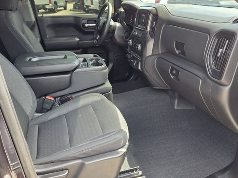 Used 2024 Chevrolet Silverado 1500 Custom Trail Boss AWD/4WD image 11