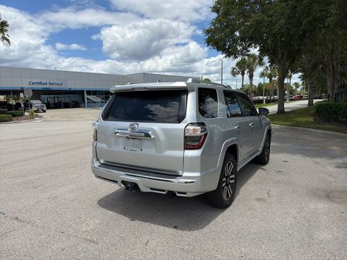 Used 2018 Toyota 4Runner Limited RWD image 5
