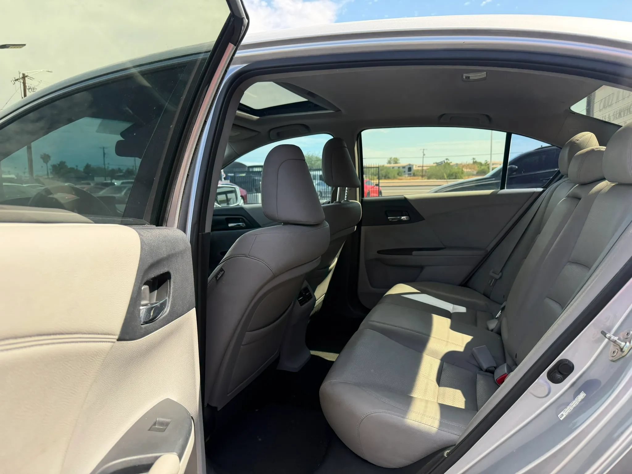 Used 2014 Honda Accord EX-L image 21