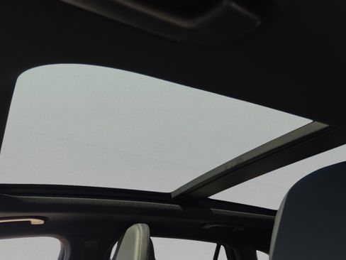 New 2026 Mercedes-Benz GLC 300 image 19