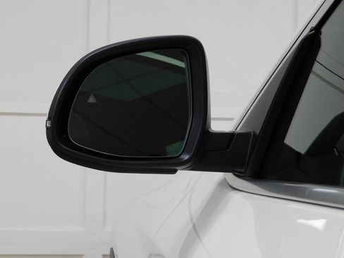 Used 2023 BMW X4 xDrive30i image 24