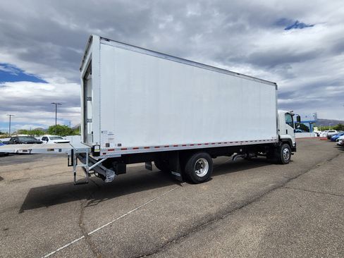 New 2024 Chevrolet Low Cab Forward 7500XD image 15