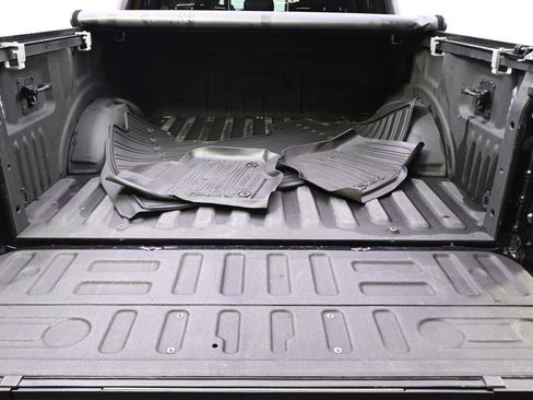 Used 2020 Ford F150 Lariat w/ Equipment Group 502A Luxury AWD/4WD image 19