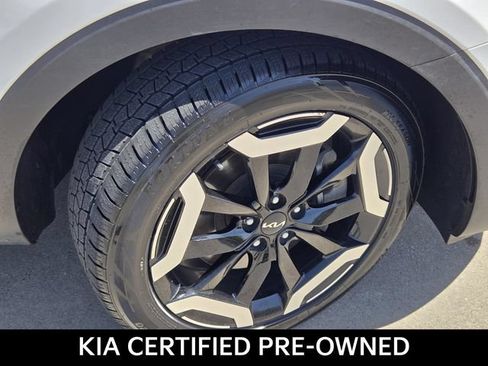 Certified 2024 Kia Telluride S w/ S Sunroof Package AWD/4WD image 6