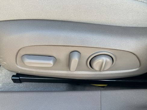 Used 2025 Chevrolet Malibu LT FWD image 11