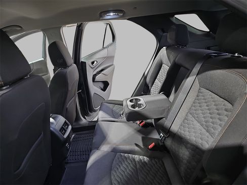 Certified 2021 Chevrolet Equinox LT image 15