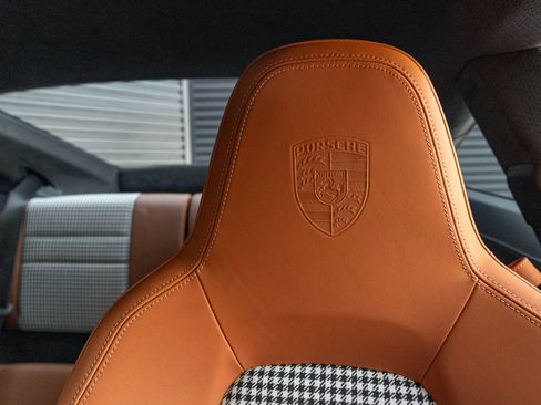 Certified 2023 Porsche 911 Sport Classic RWD image 19