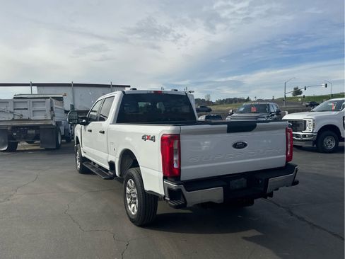 Used 2024 Ford F250 XLT image 7