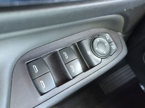 Used 2022 Chevrolet Equinox LT image 23