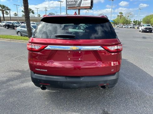 Used 2018 Chevrolet Traverse LT image 5