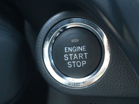 Used 2025 Subaru Forester Premium image 20