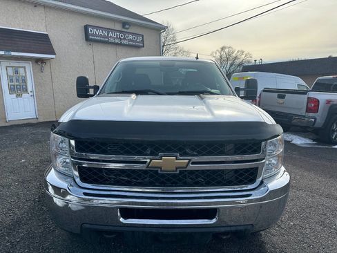 Used 2011 Chevrolet Silverado 3500 LT AWD/4WD image 2