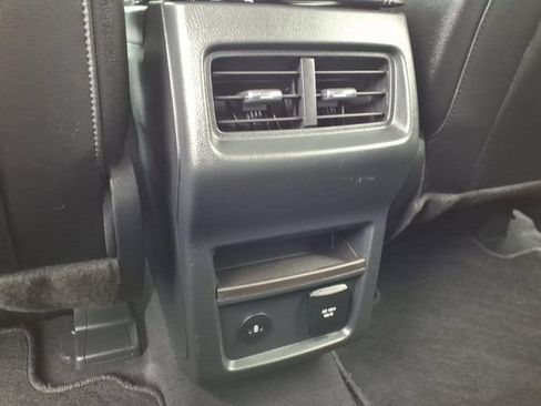 Certified 2024 Ford Edge Titanium AWD/4WD image 26