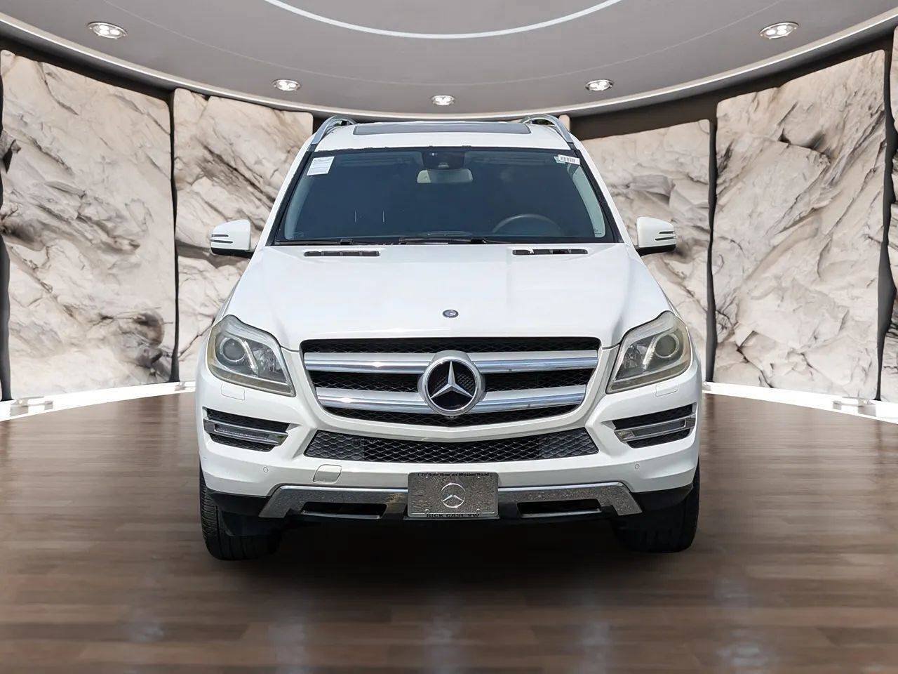Used 2014 Mercedes-Benz GL 450 4MATIC image 19