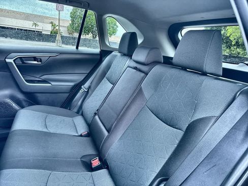 Used 2025 Toyota RAV4 XLE w/ Convenience Package FWD image 22