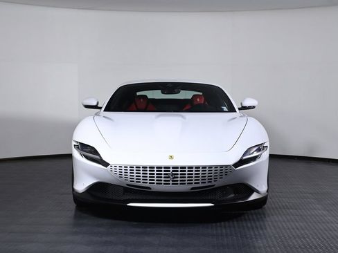 Certified 2023 Ferrari Roma RWD image 11