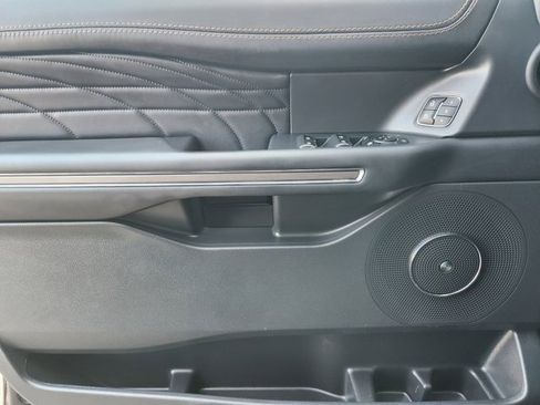 Used 2024 Ford Expedition Max Platinum image 21