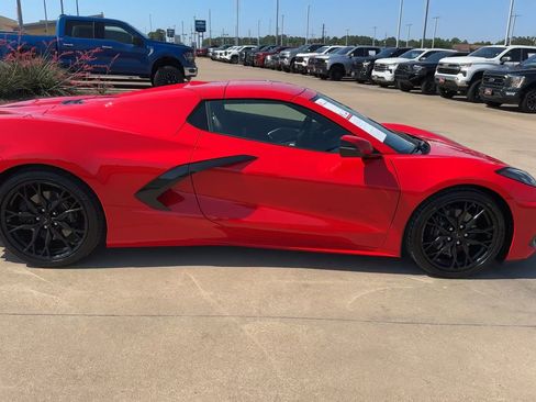 Used 2024 Chevrolet Corvette Stingray Preferred Conv w/ 2LT RWD image 2