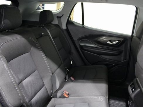 Used 2024 GMC Terrain SLE w/ Driver Convenience Package image 26