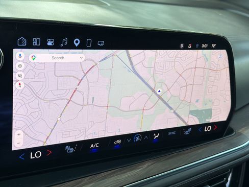 Used 2025 Chevrolet Tahoe LT image 24