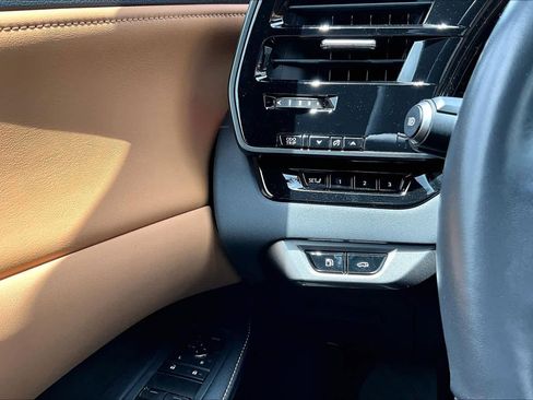 Used 2023 Lexus RX 350 Premium w/ Accessory Package FWD image 36