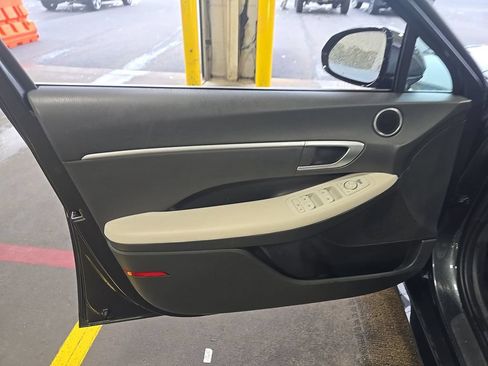 Used 2025 Hyundai Sonata SEL FWD image 6