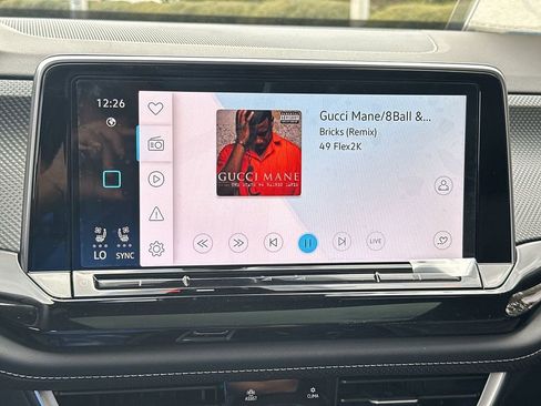 New 2026 Volkswagen Atlas Cross Sport SEL image 16