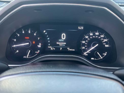 Used 2022 Toyota Avalon XLE image 15