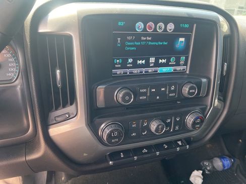 Used 2016 Chevrolet Silverado 2500 LT w/ LT Convenience Package AWD/4WD image 9