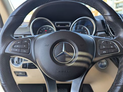 Used 2016 Mercedes-Benz GLE 350 4MATIC w/ Premium Package image 20