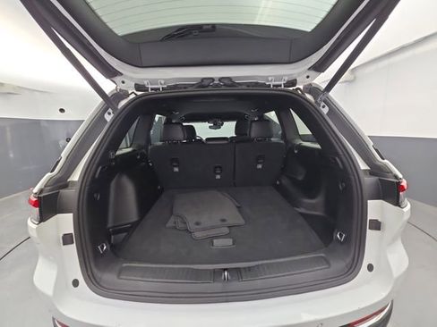 Used 2024 Jeep Grand Cherokee Limited image 48