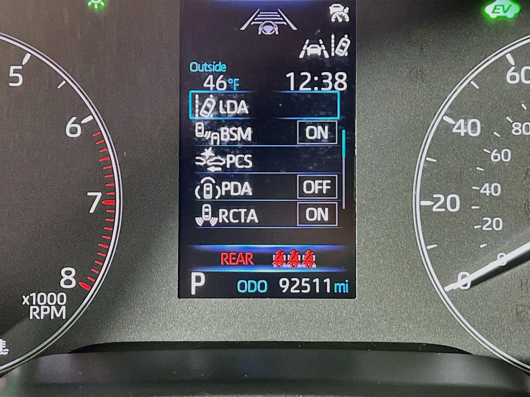 Used 2023 Toyota Corolla Cross AWD Hybrid w/ Moonroof Package image 13