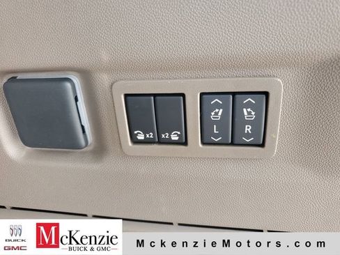 New 2026 GMC Yukon XL Denali w/ Denali Reserve Package AWD/4WD image 33