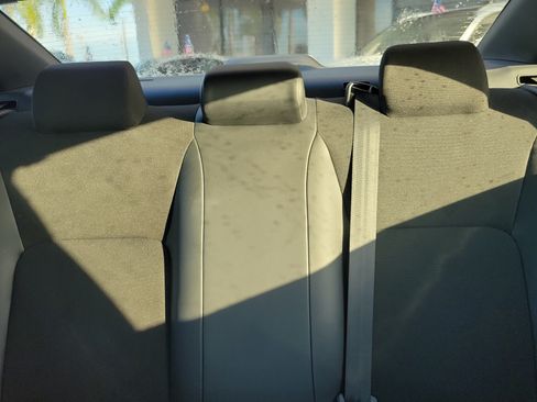 Used 2023 Honda Civic Sport image 19