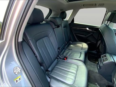 Used 2018 Audi Q5 Premium Plus AWD/4WD image 19