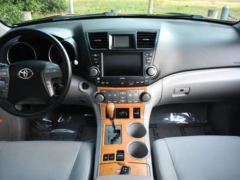 Used 2008 Toyota Highlander Limited image 59
