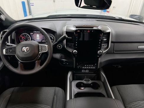 New 2026 RAM 3500 Big Horn AWD/4WD image 5