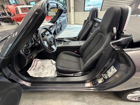 Used 2007 MAZDA MX-5 Miata Touring RWD image 40