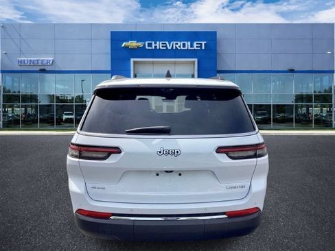 Used 2024 Jeep Grand Cherokee L Limited w/ Luxury Tech Group II AWD/4WD image 3