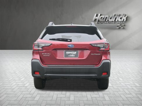 Certified 2025 Subaru Outback Premium AWD/4WD image 8