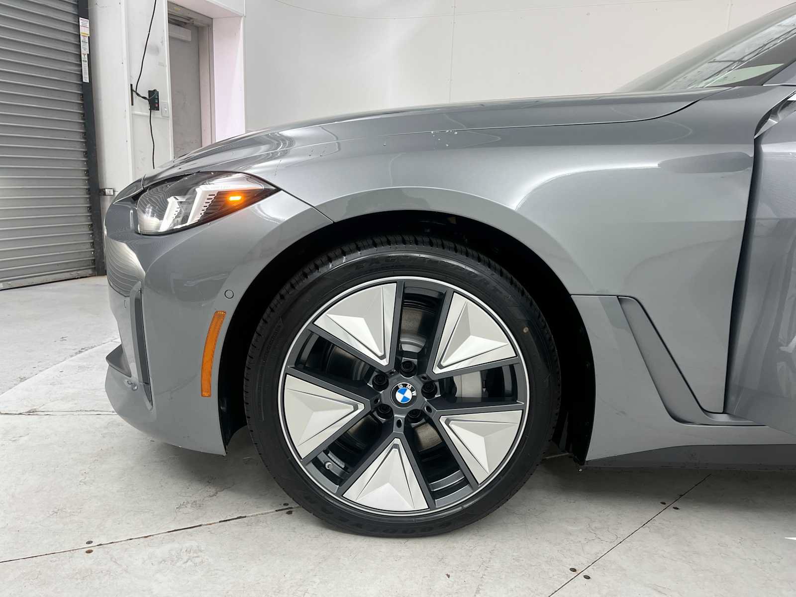 New 2026 BMW i4 xDrive40i w/ Premium Package AWD/4WD image 25