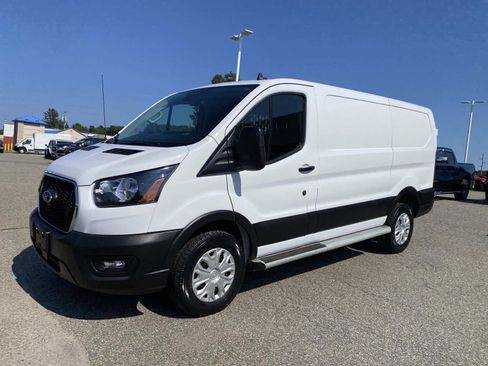 Used 2025 Ford Transit 250 Low Roof w/ Exterior Upgrade Package RWD image 8