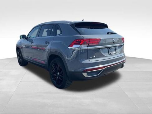 Used 2020 Volkswagen Atlas Cross Sport SE image 5