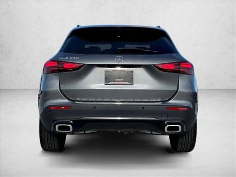 Used 2026 Mercedes-Benz GLA 250 image 4