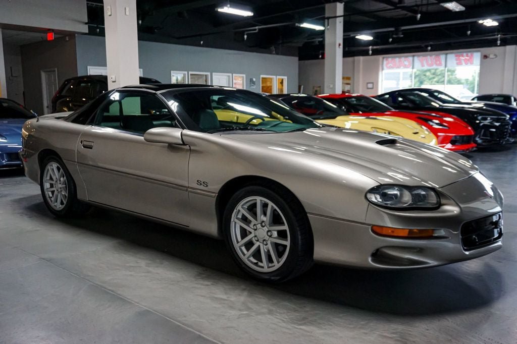 Used 2002 Chevrolet Camaro Z28 w/ SS Performance/Appearance Pkg RWD image 35