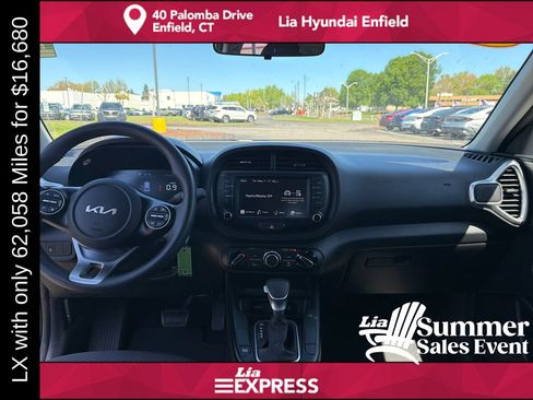 Used 2024 Kia Soul LX w/ Option Group 015 FWD image 14