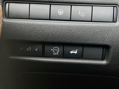 New 2026 Nissan Rogue Platinum w/ Platinum Premium Package AWD/4WD image 14