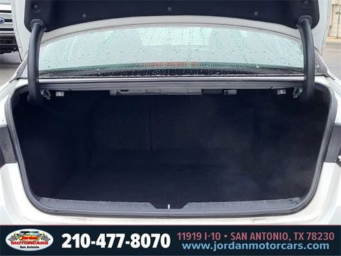 Used 2018 Kia Optima LX w/ 17" Alloy Wheels Package image 24