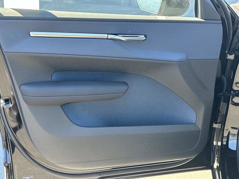 New 2026 Volvo EX30 Plus image 11