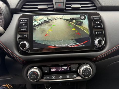 New 2025 Nissan Versa SR w/ Trunk Package image 17